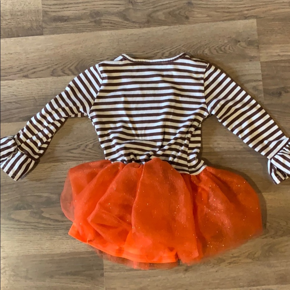 Thanksgiving Kids Outfit - Picture 3 of 4